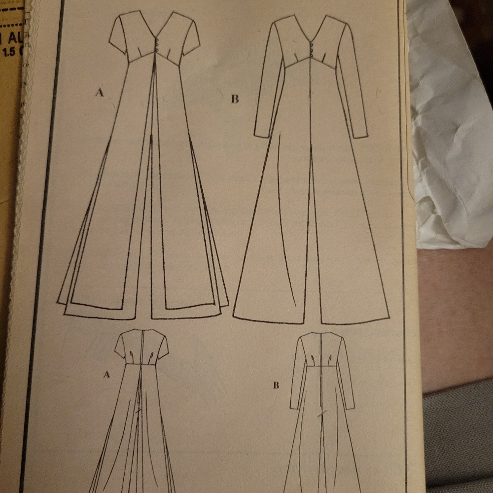 Gorgeous  Sewing Pattern - Picture 4 of 5